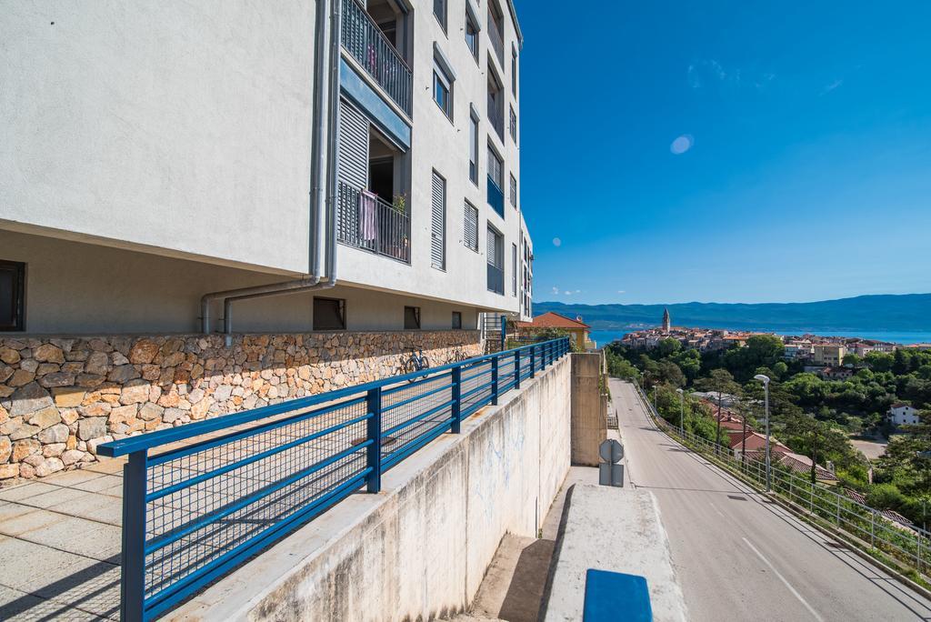 Apartman Leona Apartamento Vrbnik Exterior foto